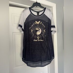 Black and White Graphic Raglan Tee - 'Find Balance'